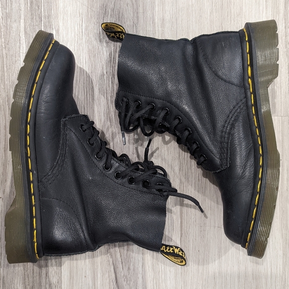Dr. Marten's 1460 Pascal Virginia leather boots size 6 - Picture 2 of 10